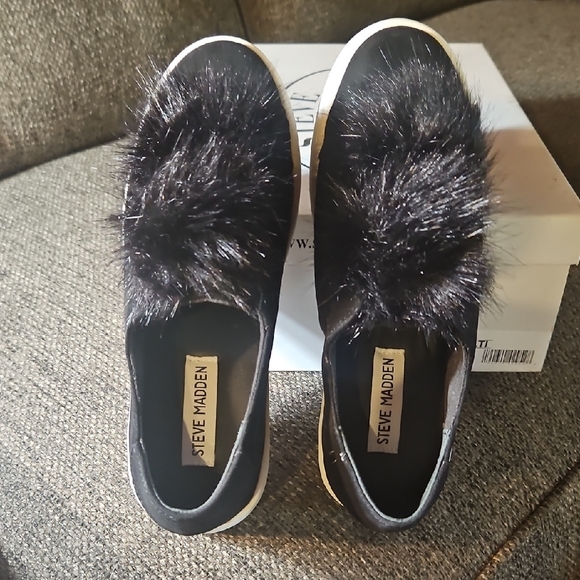 Steve Madden Shoes - Steve Madden Black Furry Slip-On Sneakers